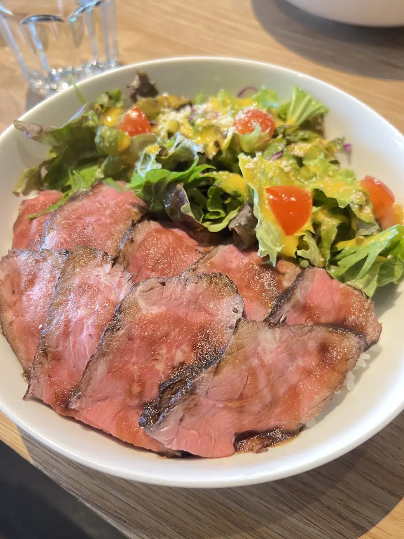 ローストビーフ丼